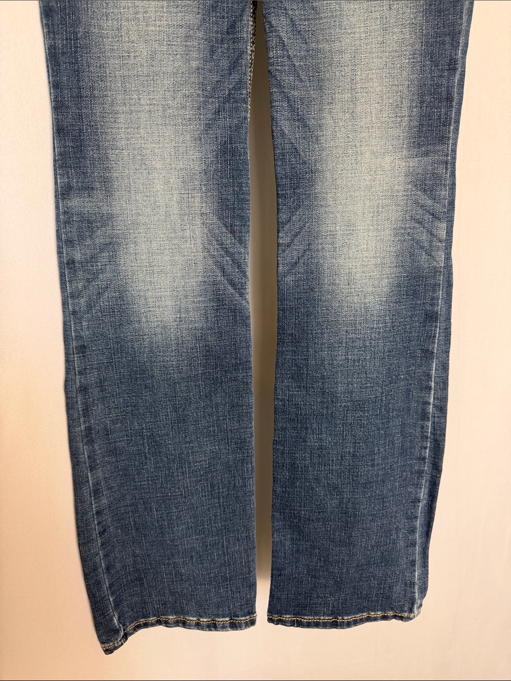 Wrangler Low Rise Boot Cut Dark Wash Jeans Sz 0 Western Rodeo 34" Inseam Stretch - Picture 3 of 10